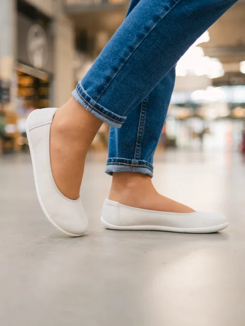 be-lenka-sophie-paljasjalkaballerinat-all-chalk-white-0683e9647712d4.png