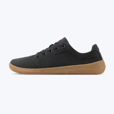skinners-wanderer-ii-barefoot-sneakers-unisex-true-black-069d4bfb4e0339.webp