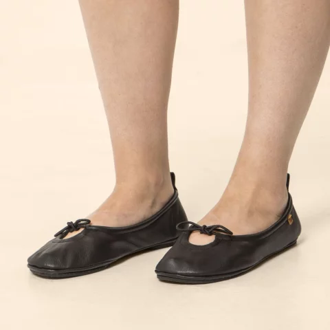 el-naturalista-essence-n5821-soft-bow-ballerina-women-black-069d63d1e8d6f4.jpg