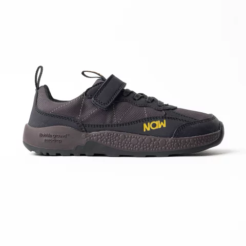 naw-mud-trail-barefoot-shoes-kids-junior-black-069e9bb201b075.jpg