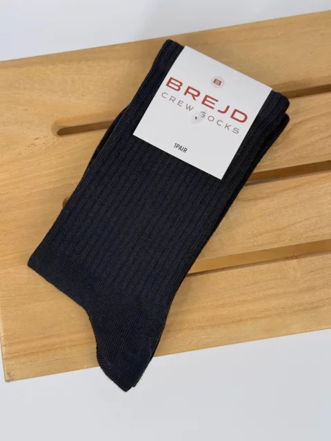 brejd-crew-barefoot-socks-black-06a63401d5b51f.png