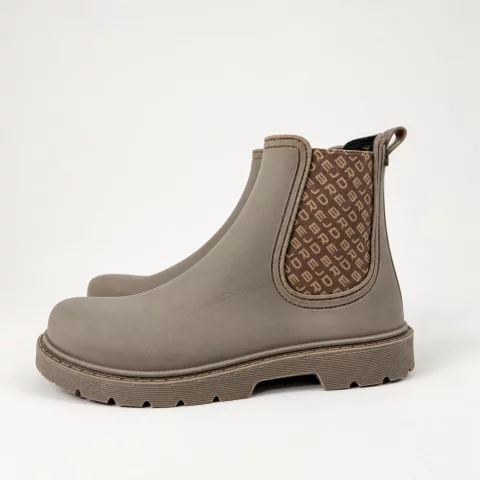 el-naturalista-chuva-rubber-na35-women-topo-testa-x-brejd-06aaa4fa1da4da.png
