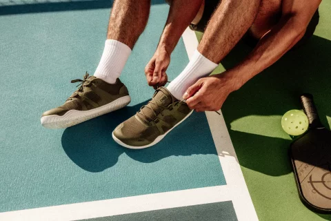 Padel-, tennis- ja koripallokengät